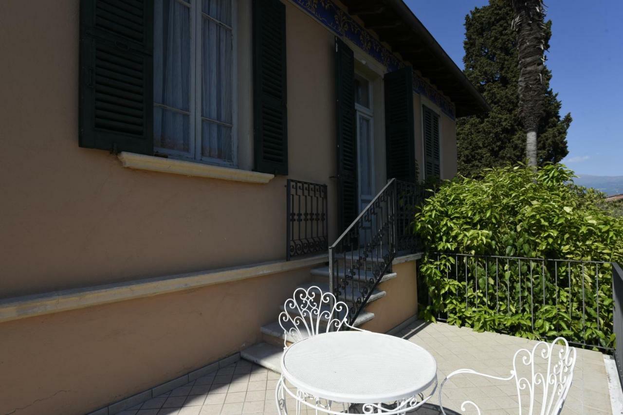 Отель Casa Maderno Тосколано-Мадерно Экстерьер фото
